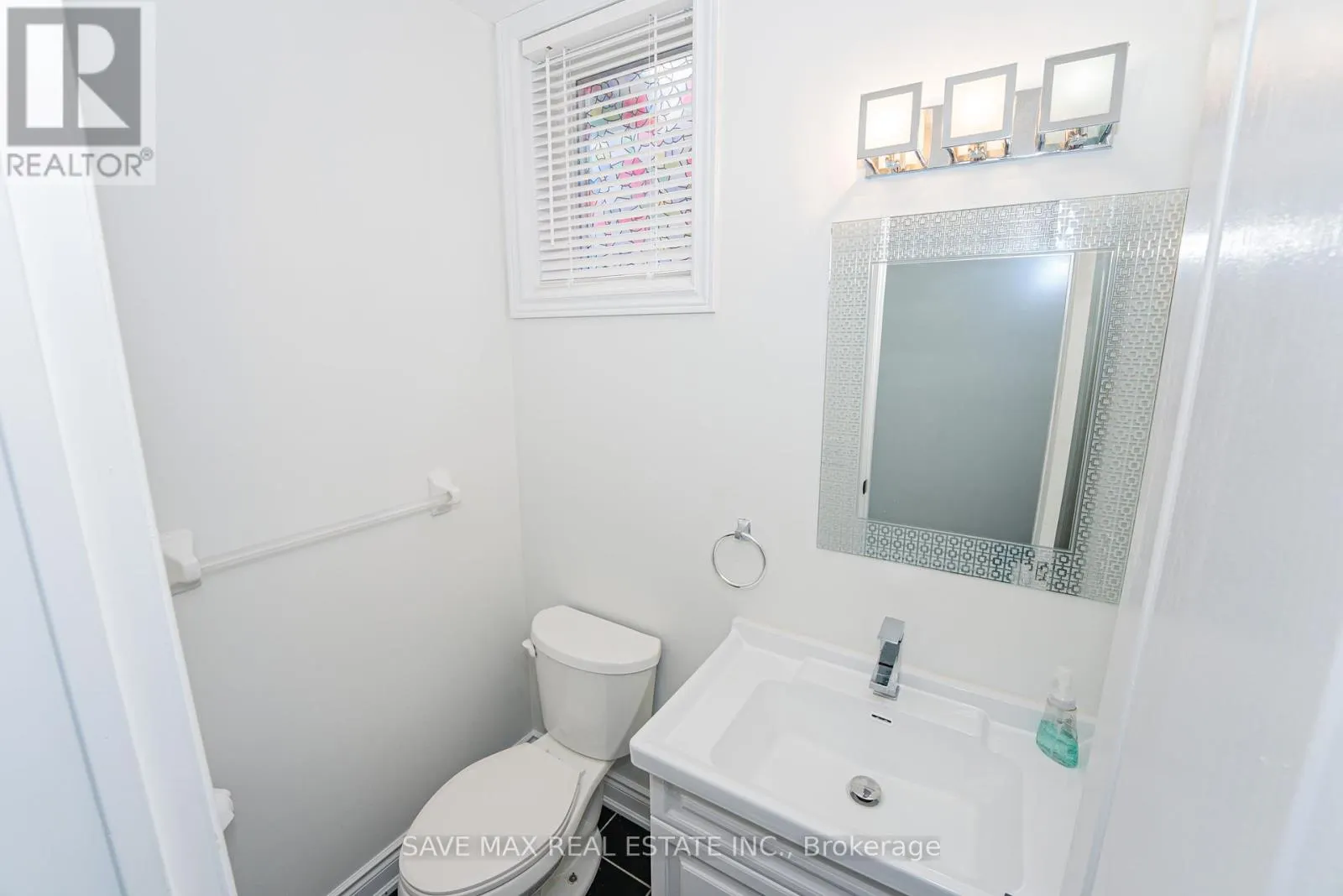 33 - 833 SCOLLARD COURT