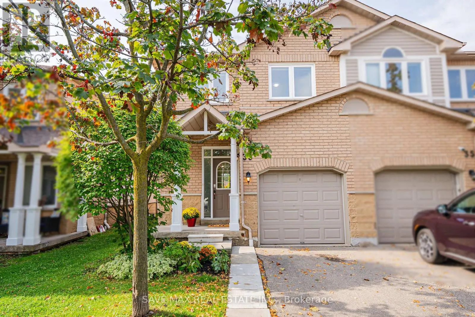 33 - 833 SCOLLARD COURT