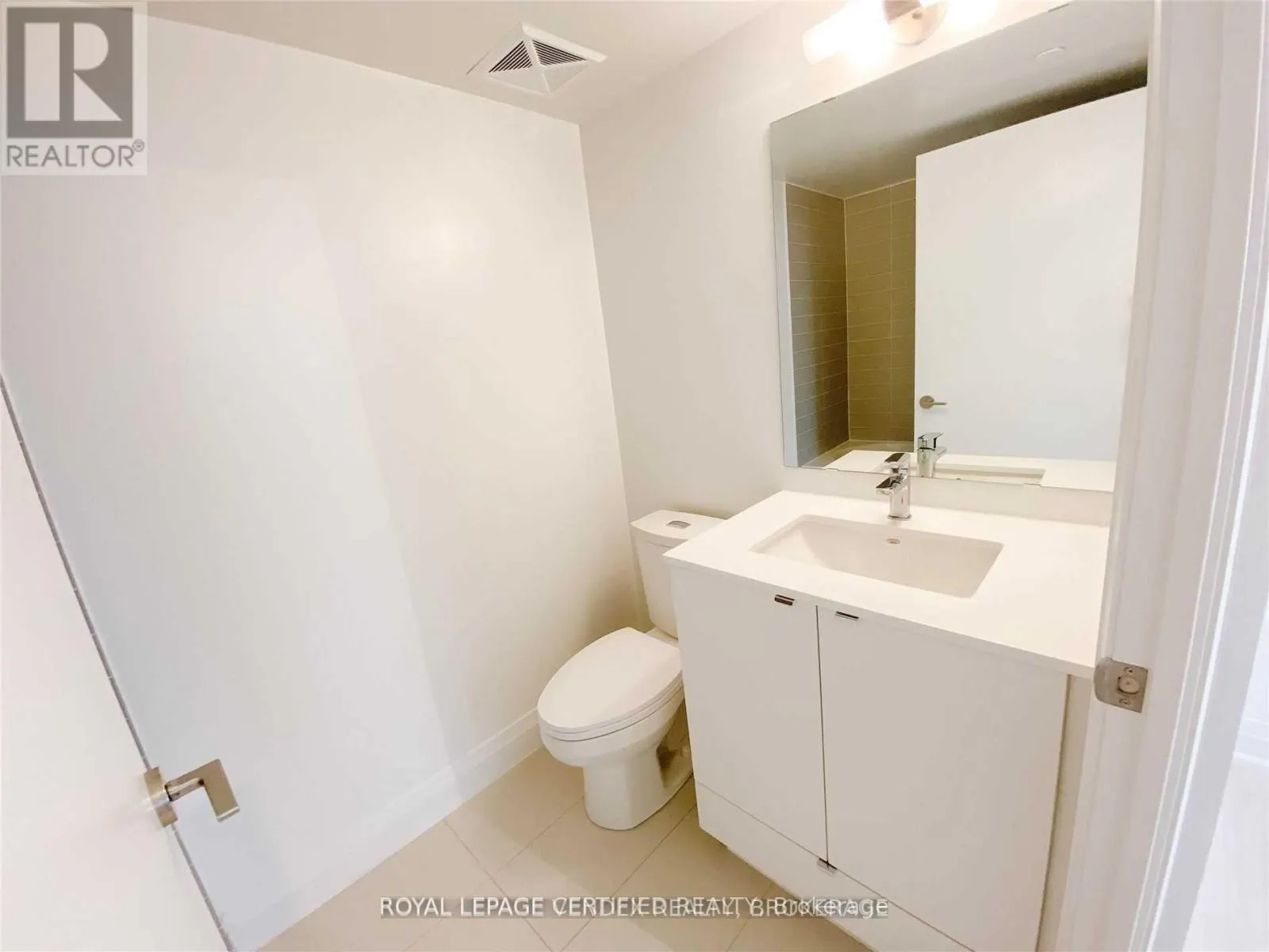 1009 - 1461 LAWRENCE AVENUE W