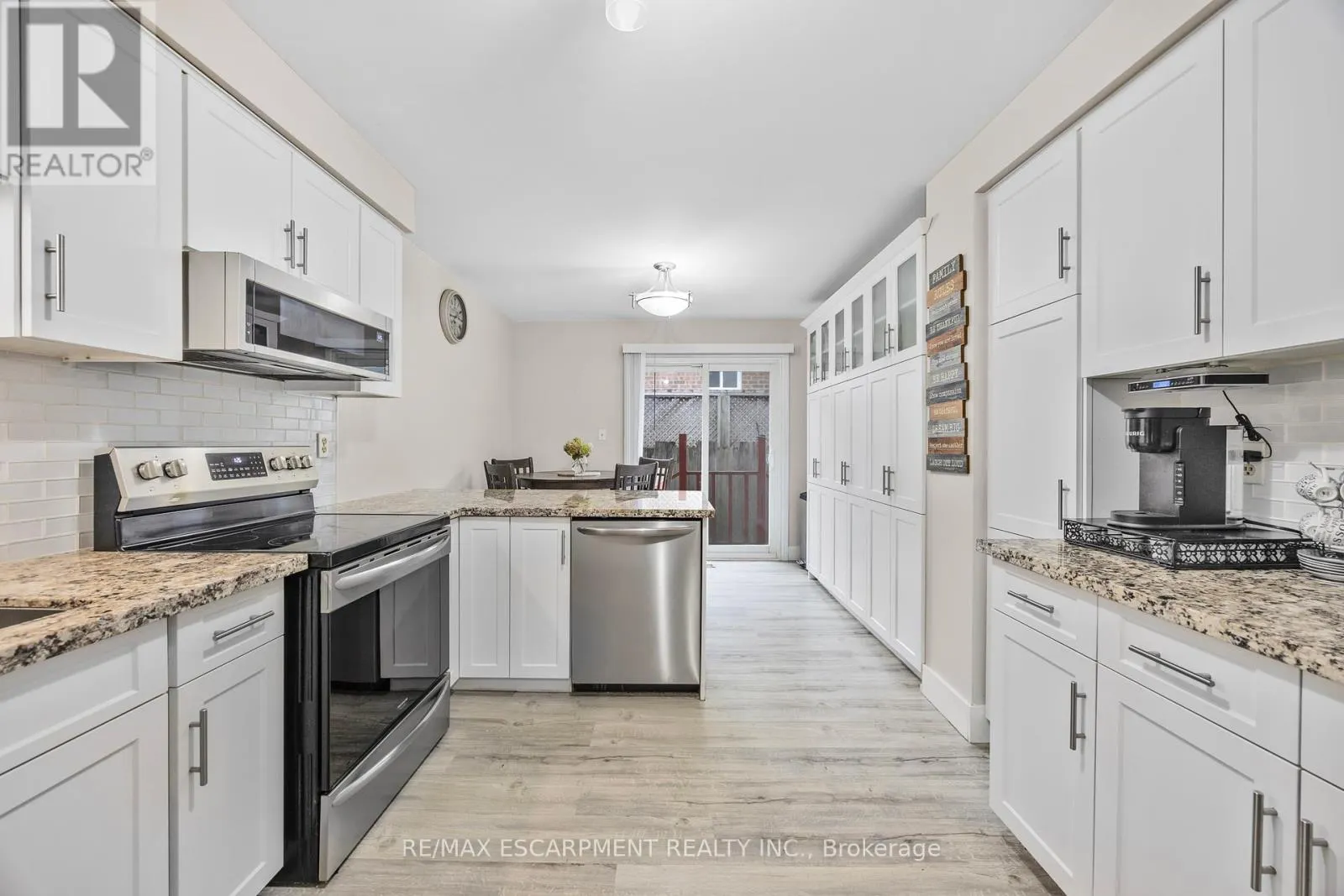 1196 DOWLAND CRESCENT