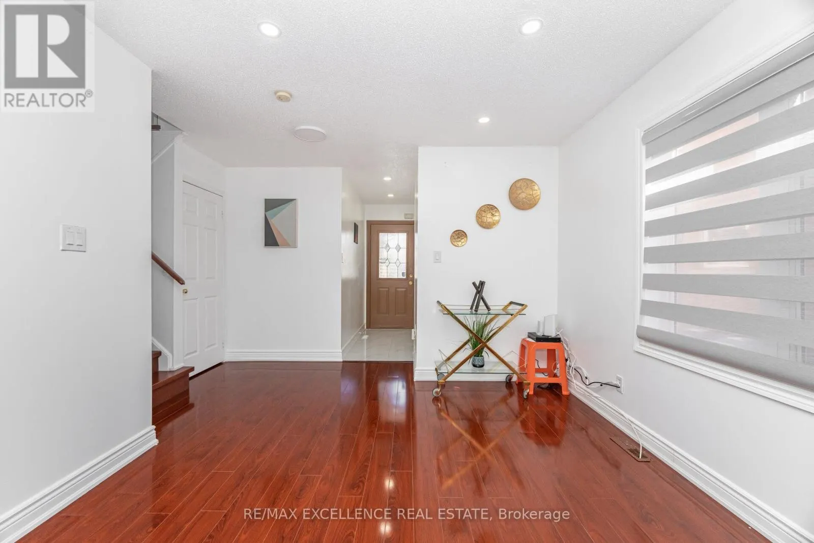 36 COPPERMILL DRIVE W