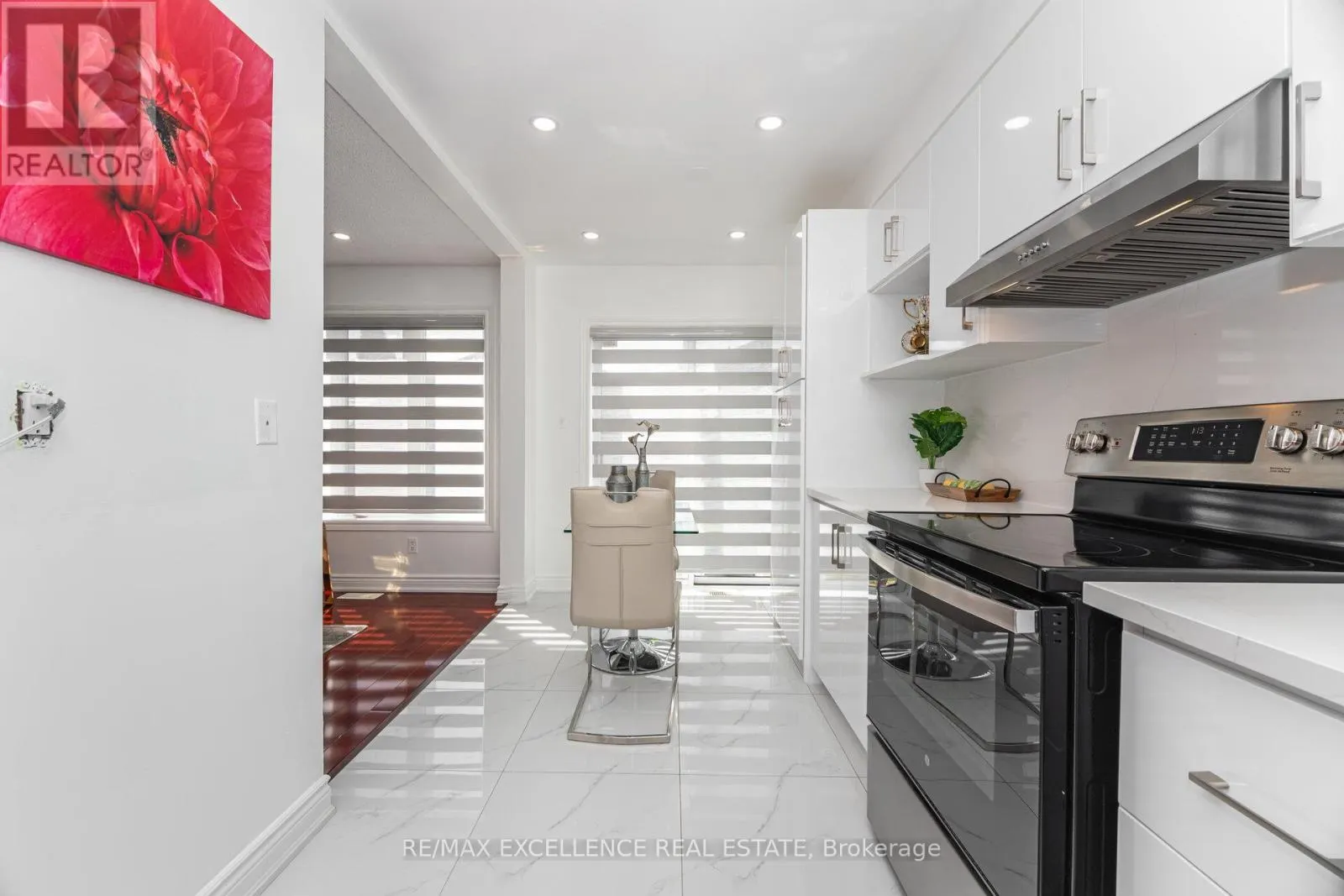 36 COPPERMILL DRIVE W
