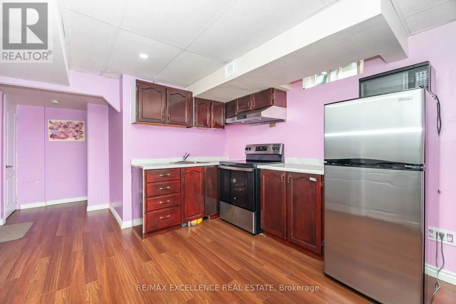 36 COPPERMILL DRIVE W