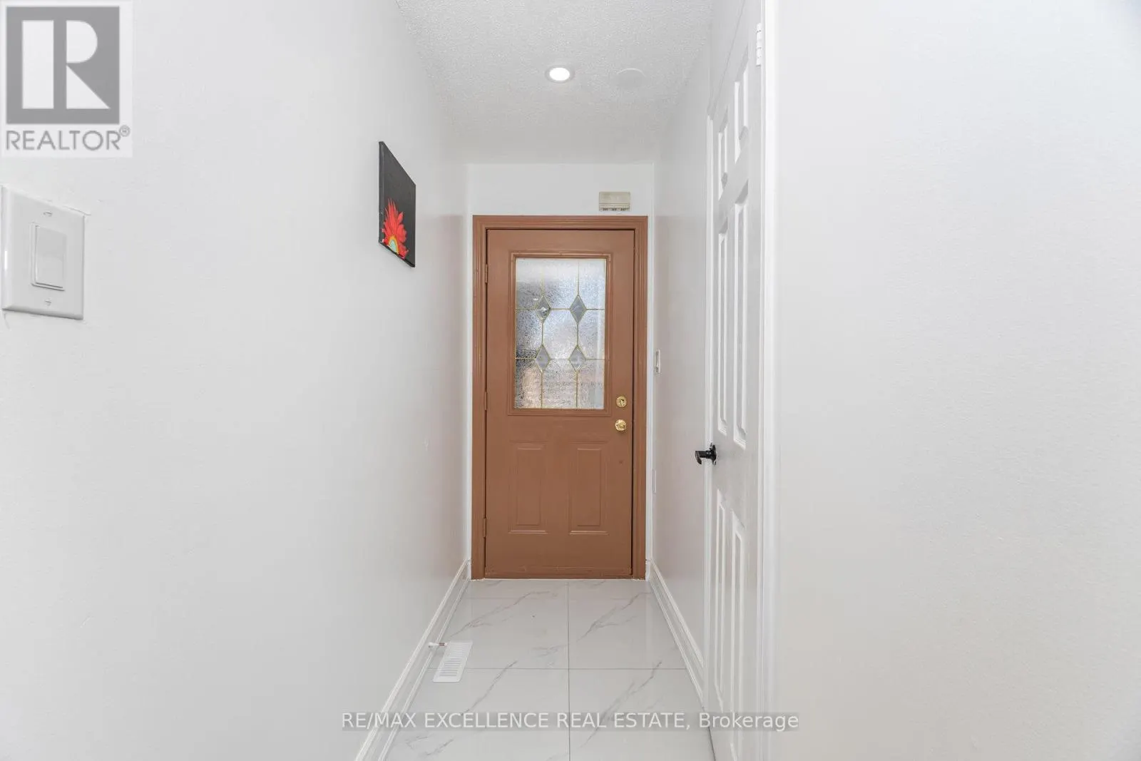 36 COPPERMILL DRIVE W