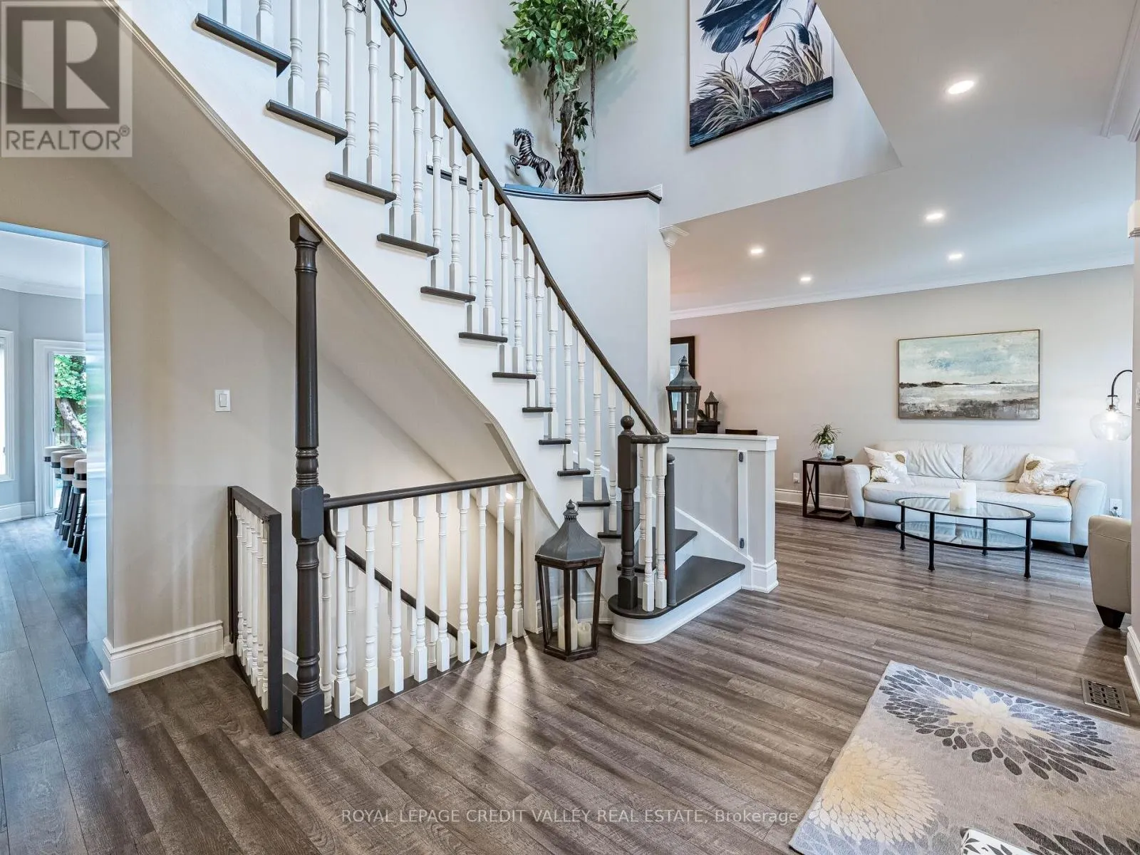 81 PINEBROOK CIRCLE