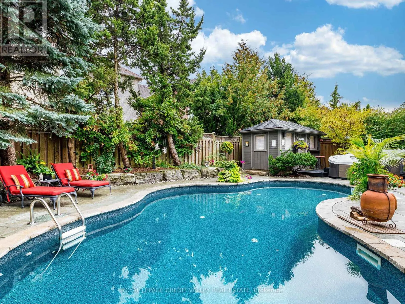 81 PINEBROOK CIRCLE