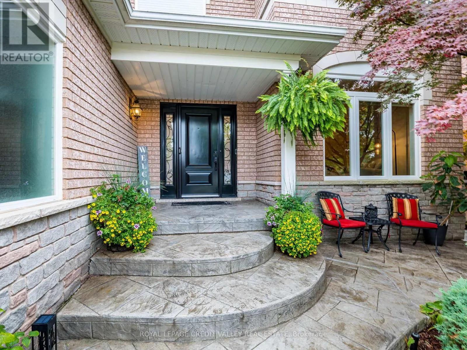 81 PINEBROOK CIRCLE
