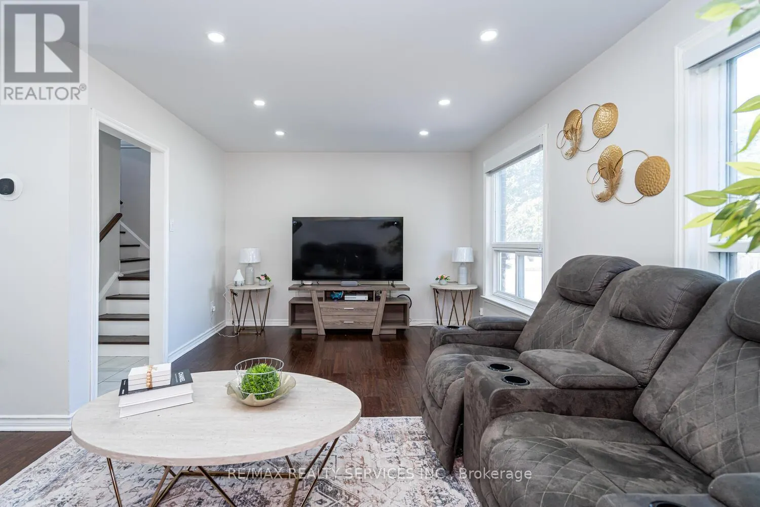 172 HANSEN ROAD