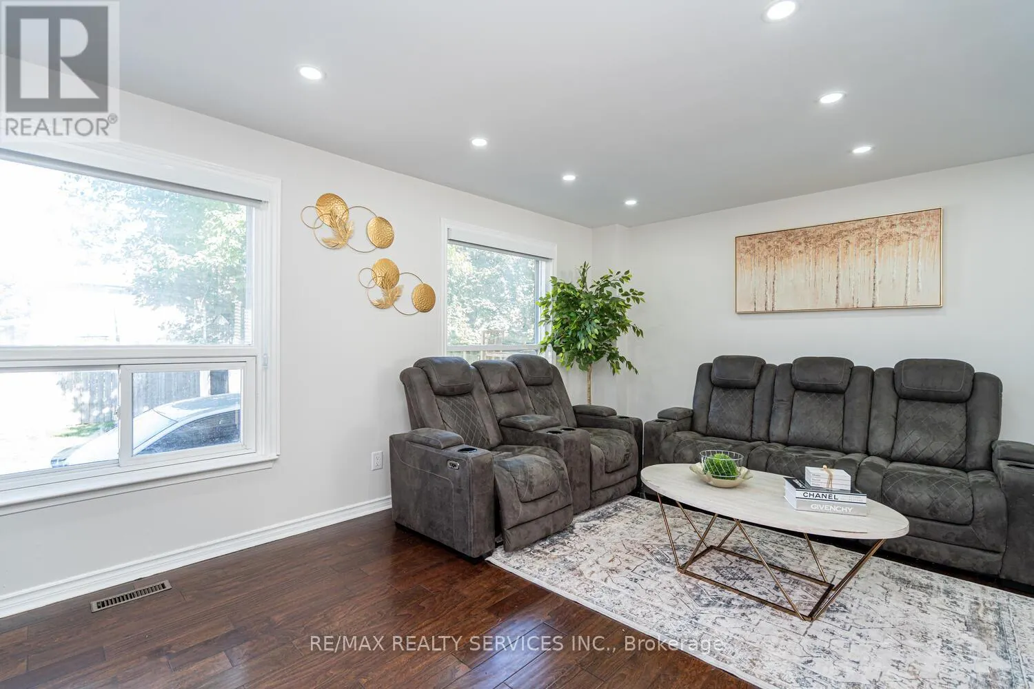 172 HANSEN ROAD