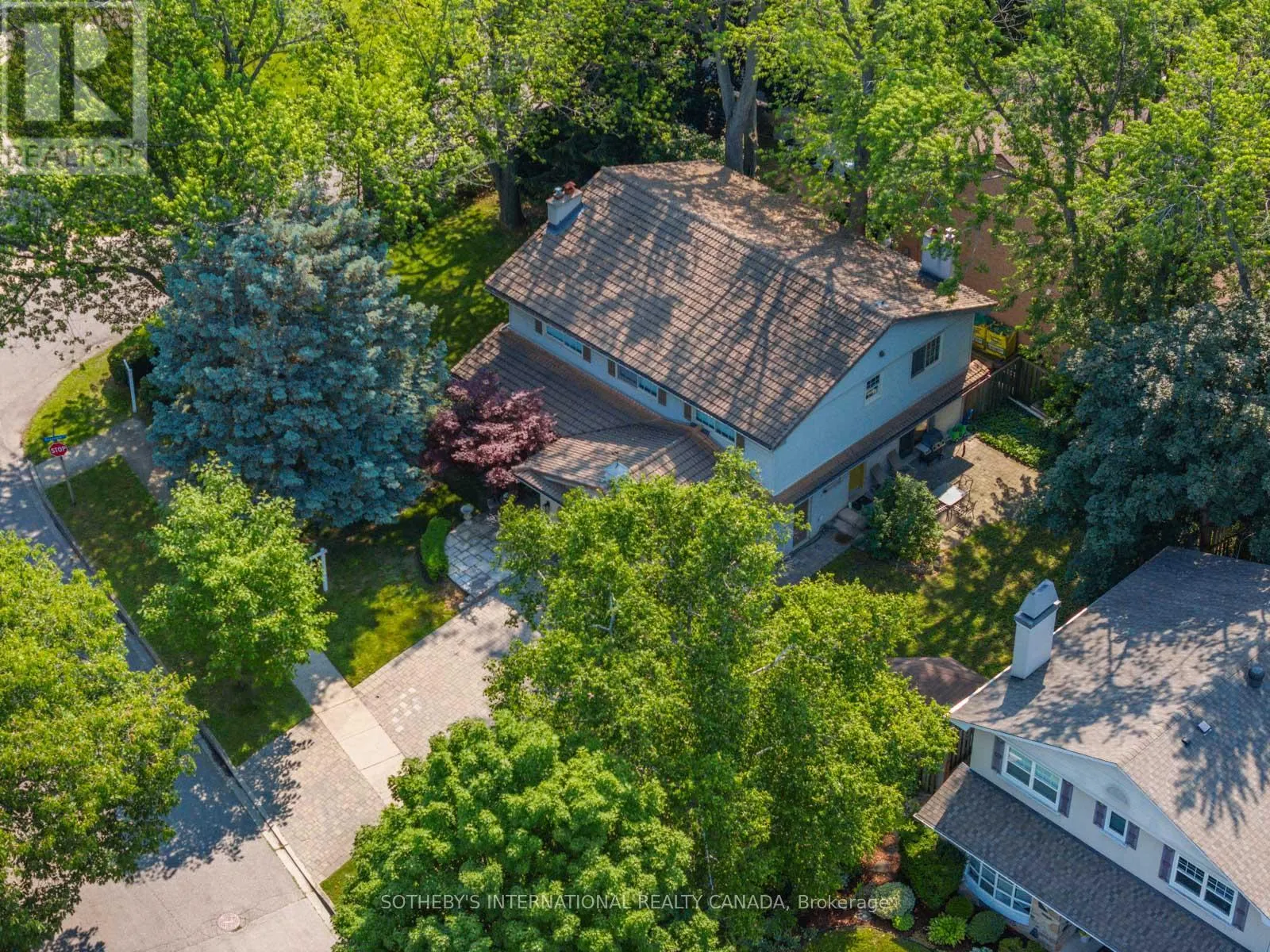 1601 CALUMET PLACE