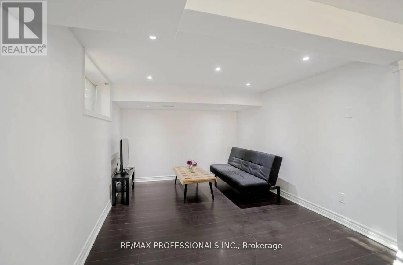 BSMT - 26 CORONADO COURT