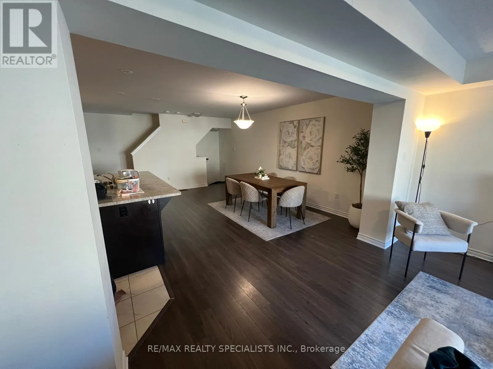 285 CASSON POINT