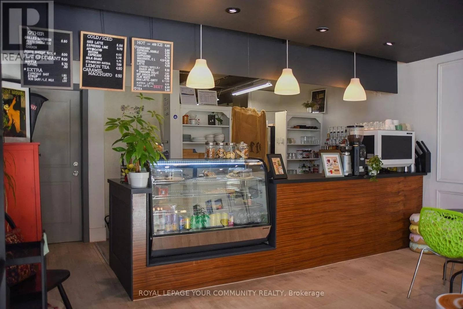 77 LAKESHORE ROAD W