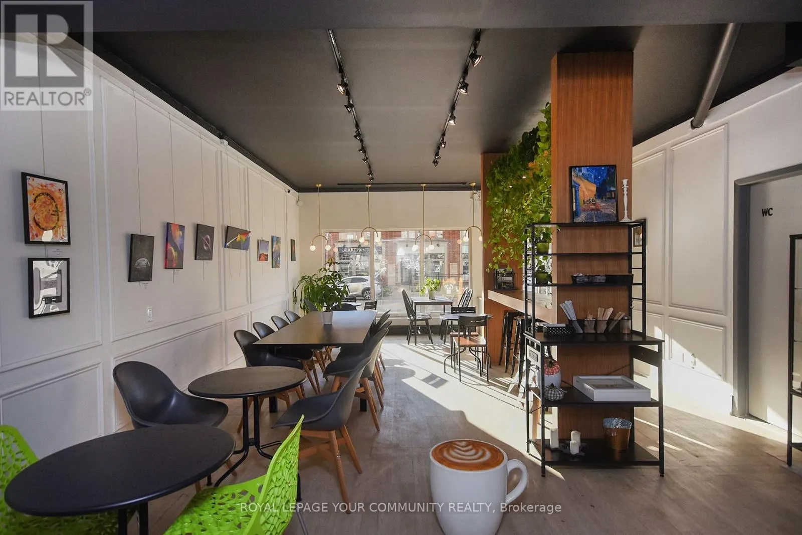 77 LAKESHORE ROAD W