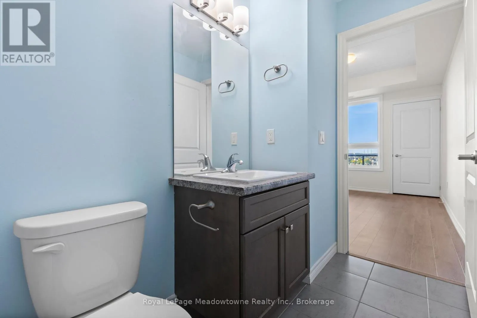 511 - 630 SAUVE STREET, #511