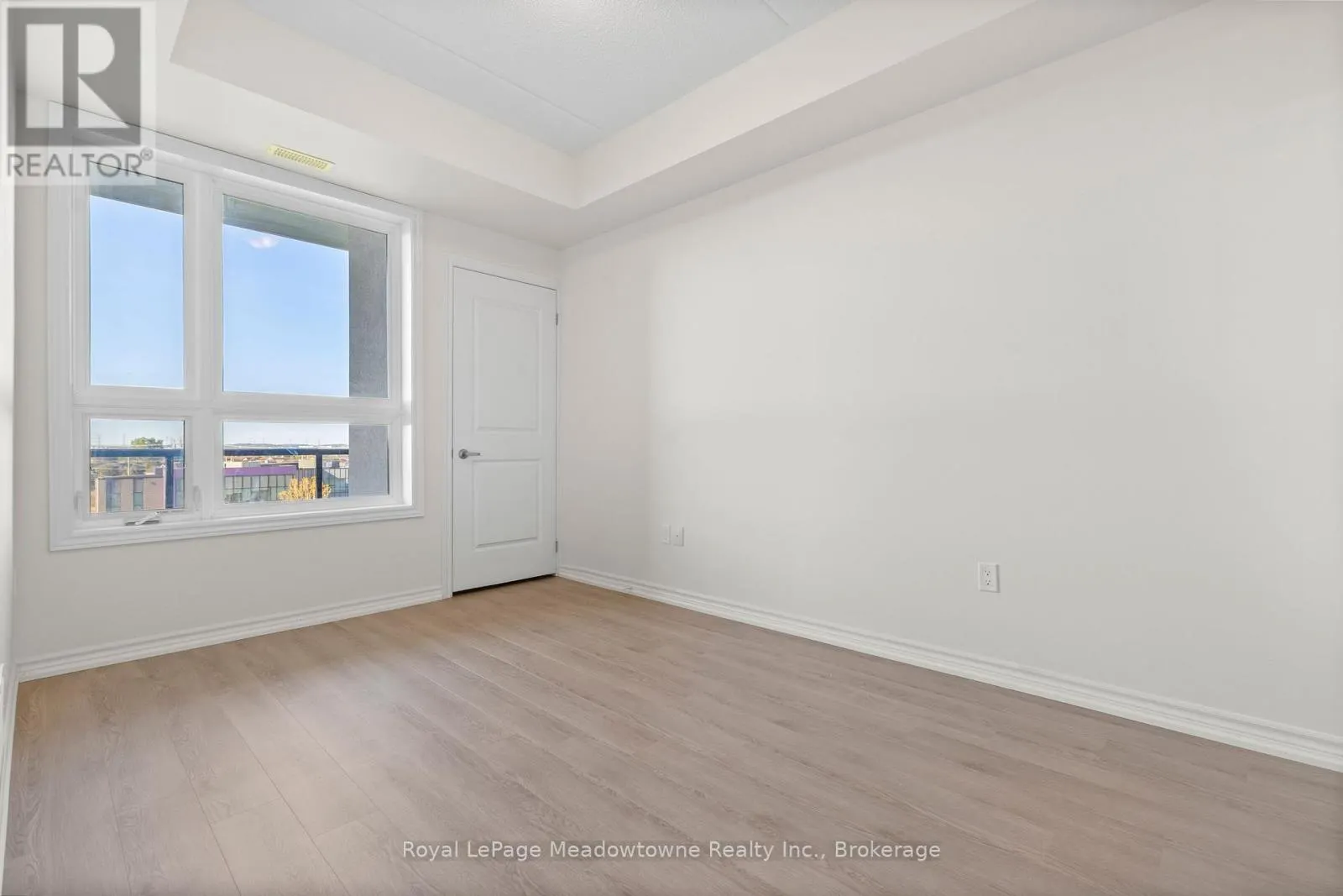 511 - 630 SAUVE STREET, #511