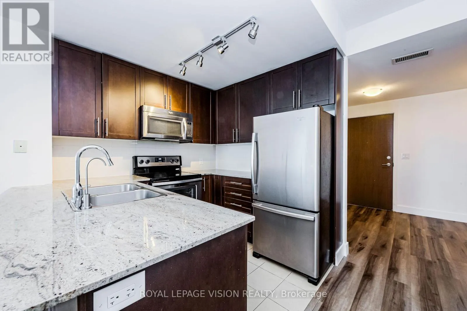 2507 - 3985 GRAND PARK DRIVE
