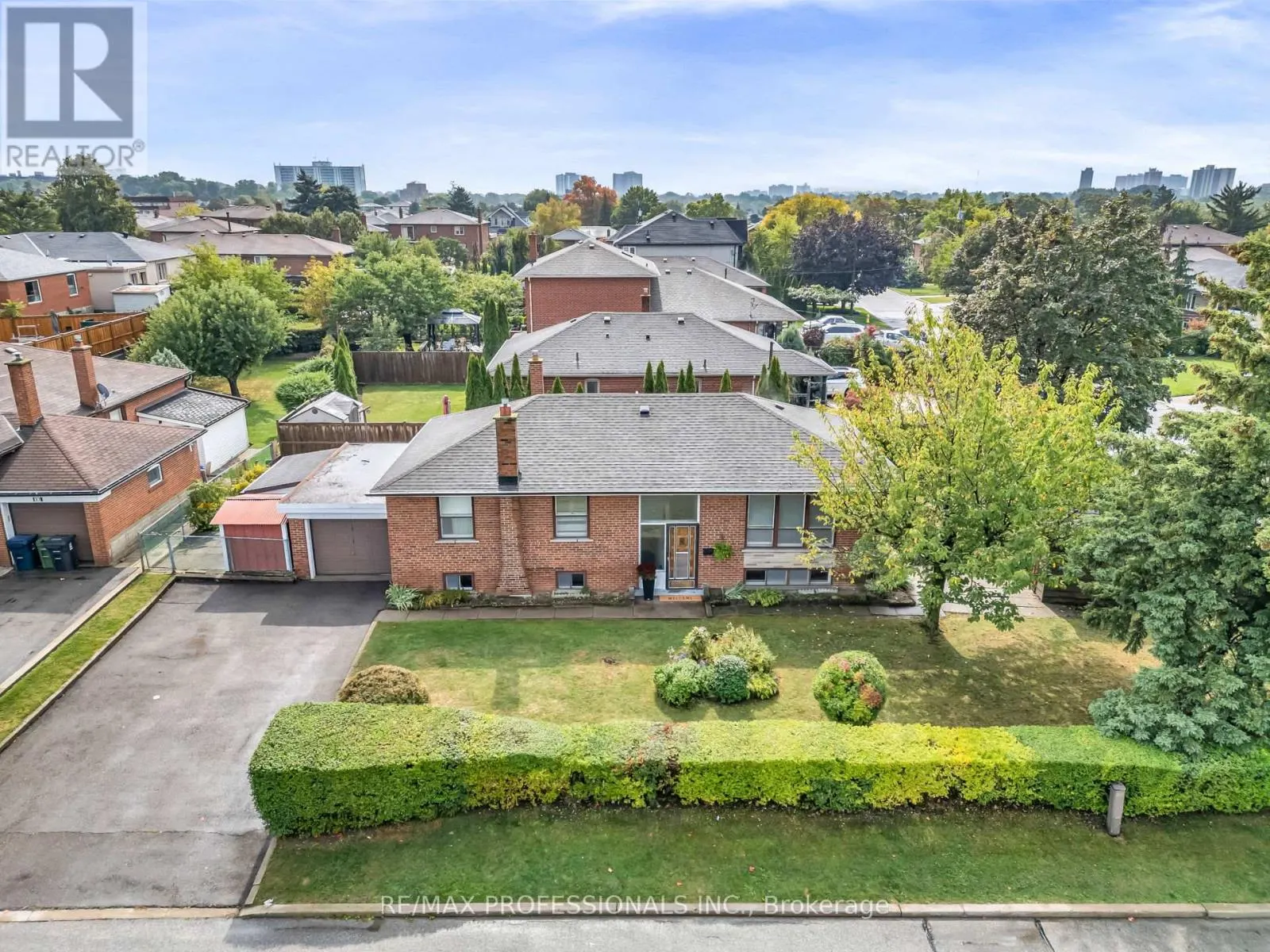23 BOURDON AVENUE