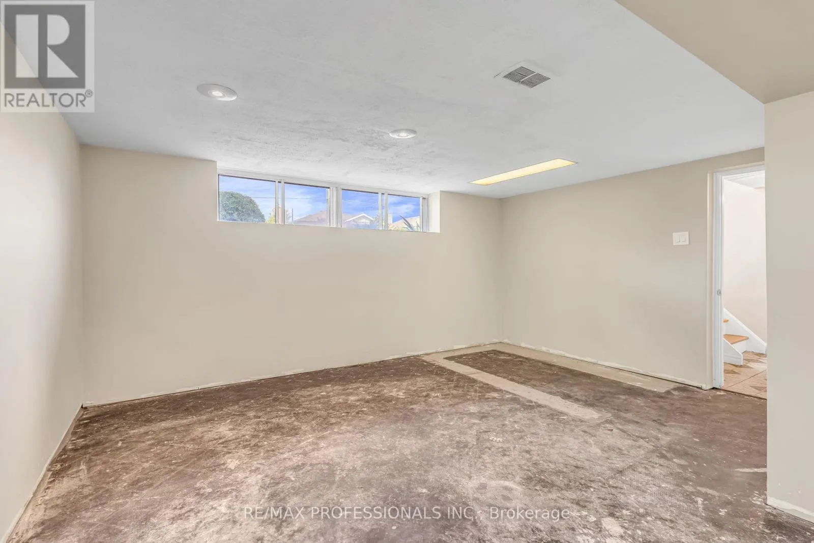 23 BOURDON AVENUE