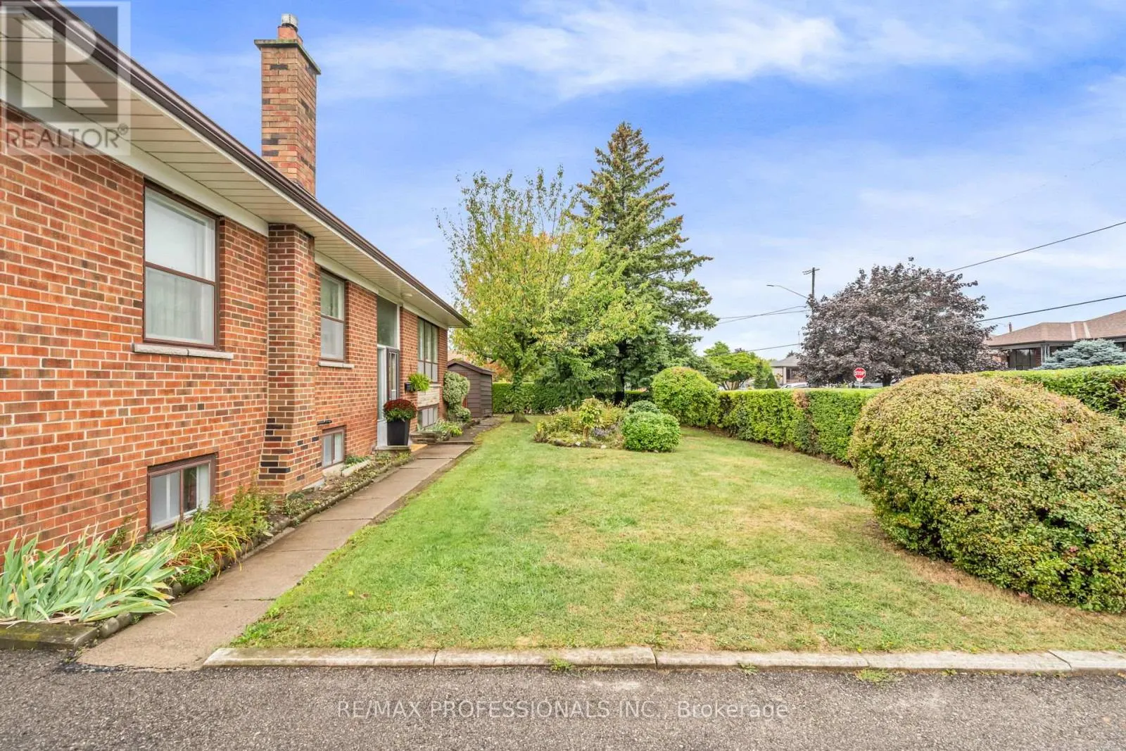 23 BOURDON AVENUE