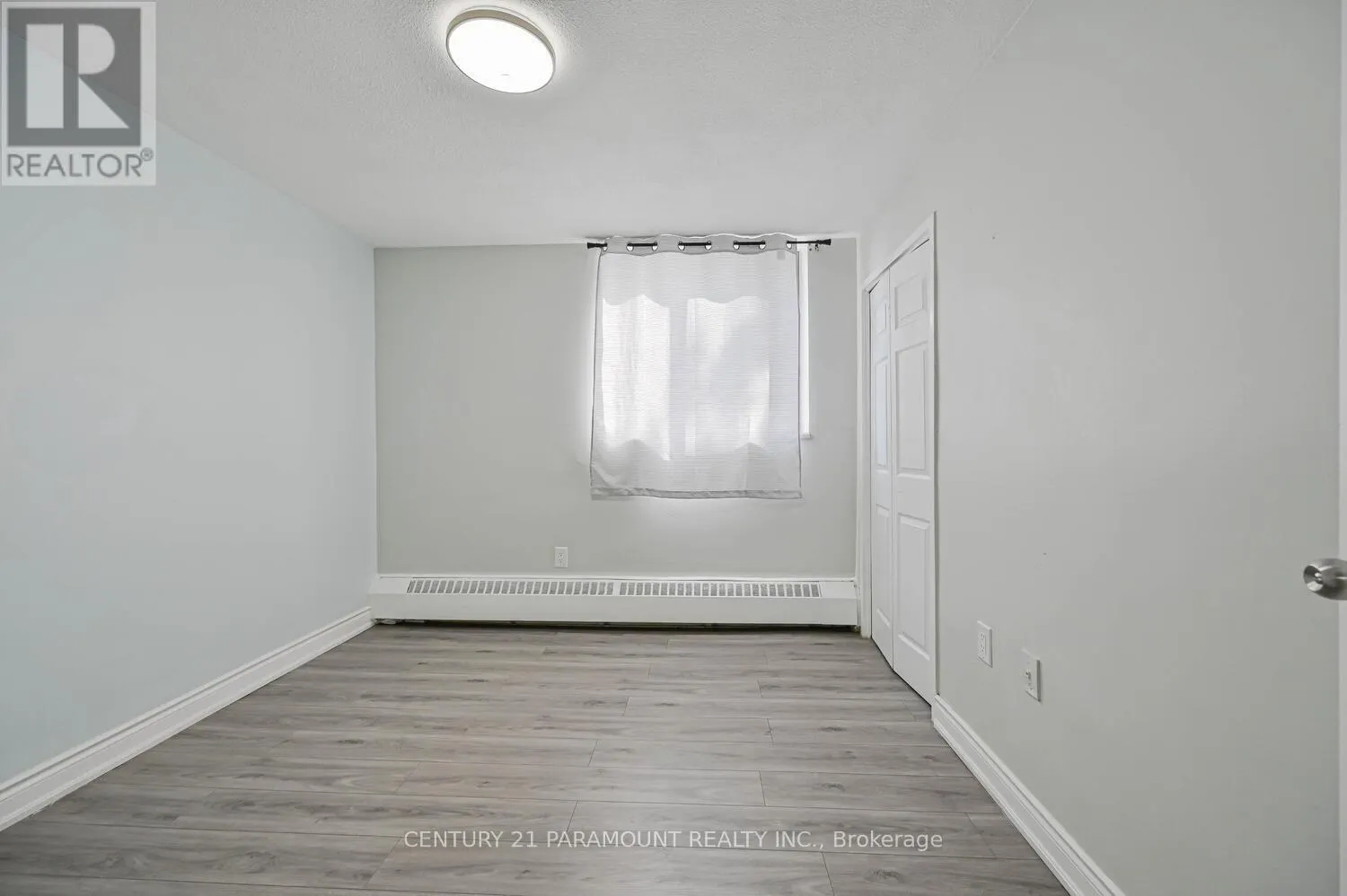 207 - 60 STEVENSON ROAD