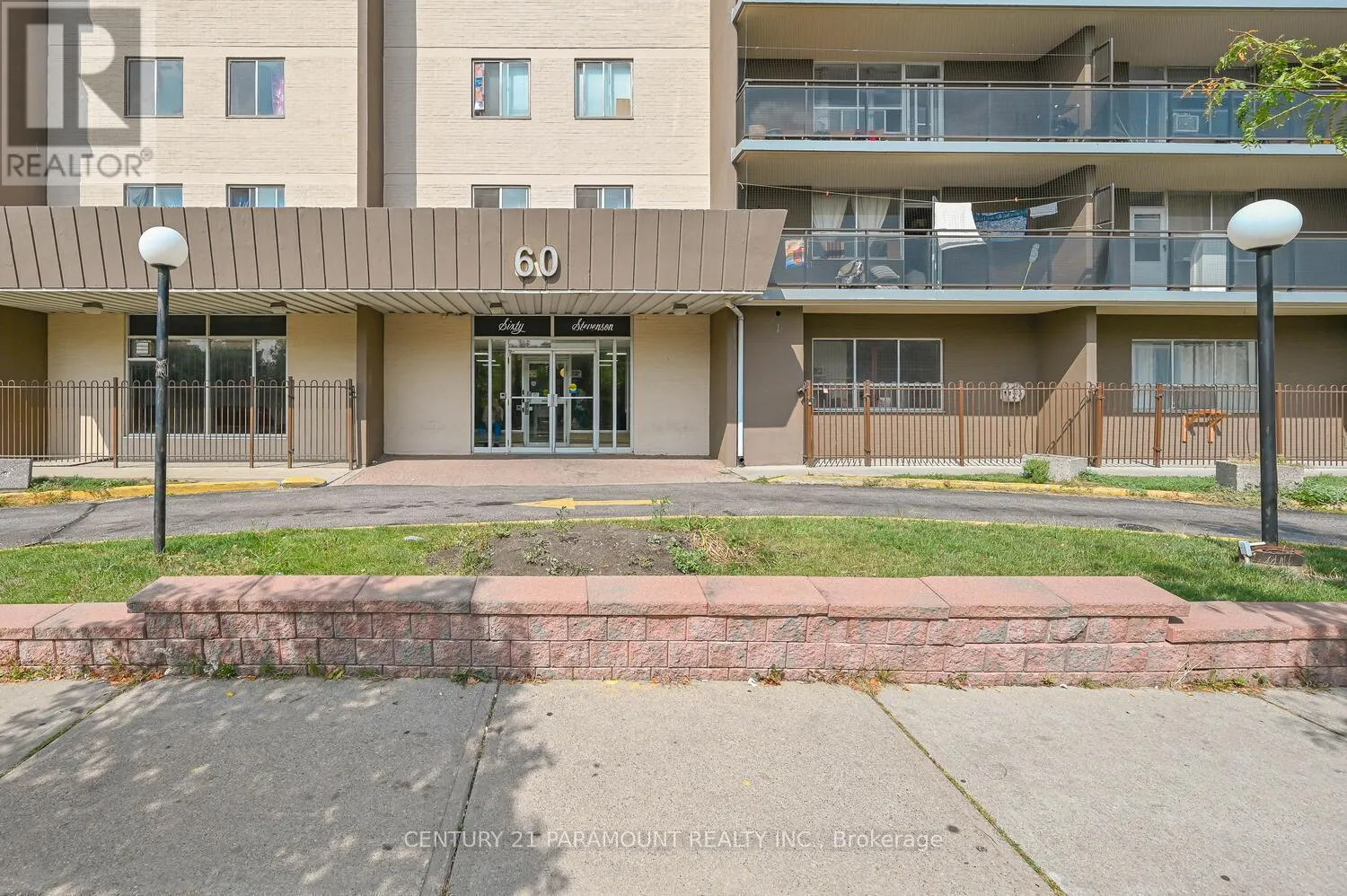 207 - 60 STEVENSON ROAD
