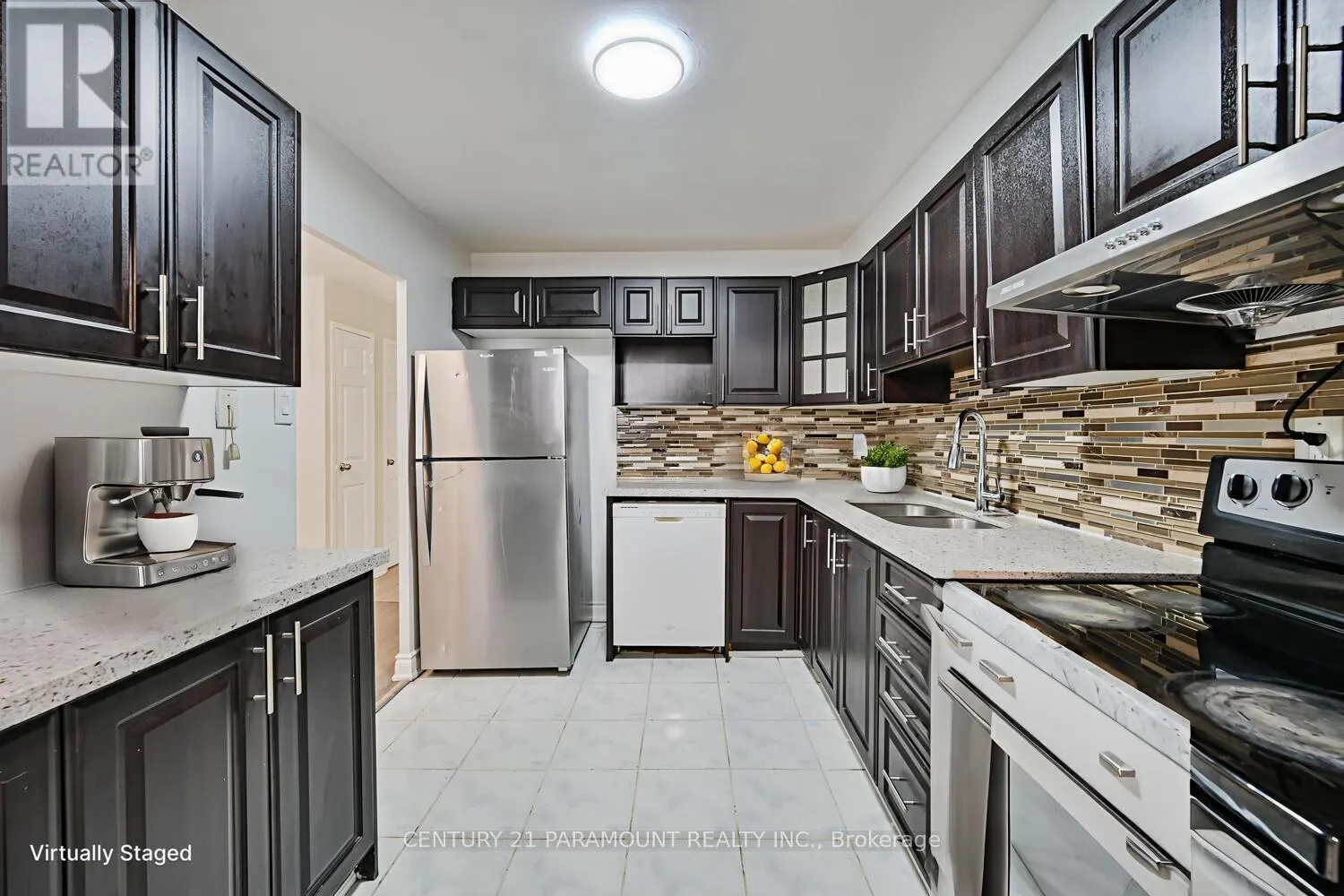 207 - 60 STEVENSON ROAD