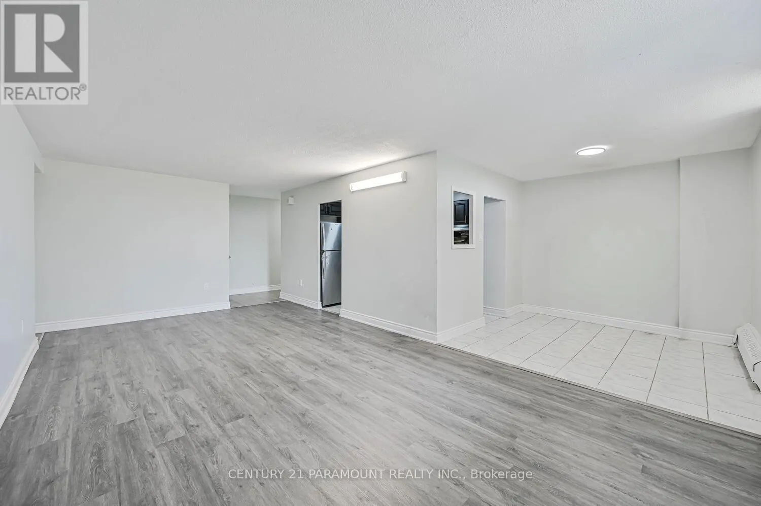 207 - 60 STEVENSON ROAD