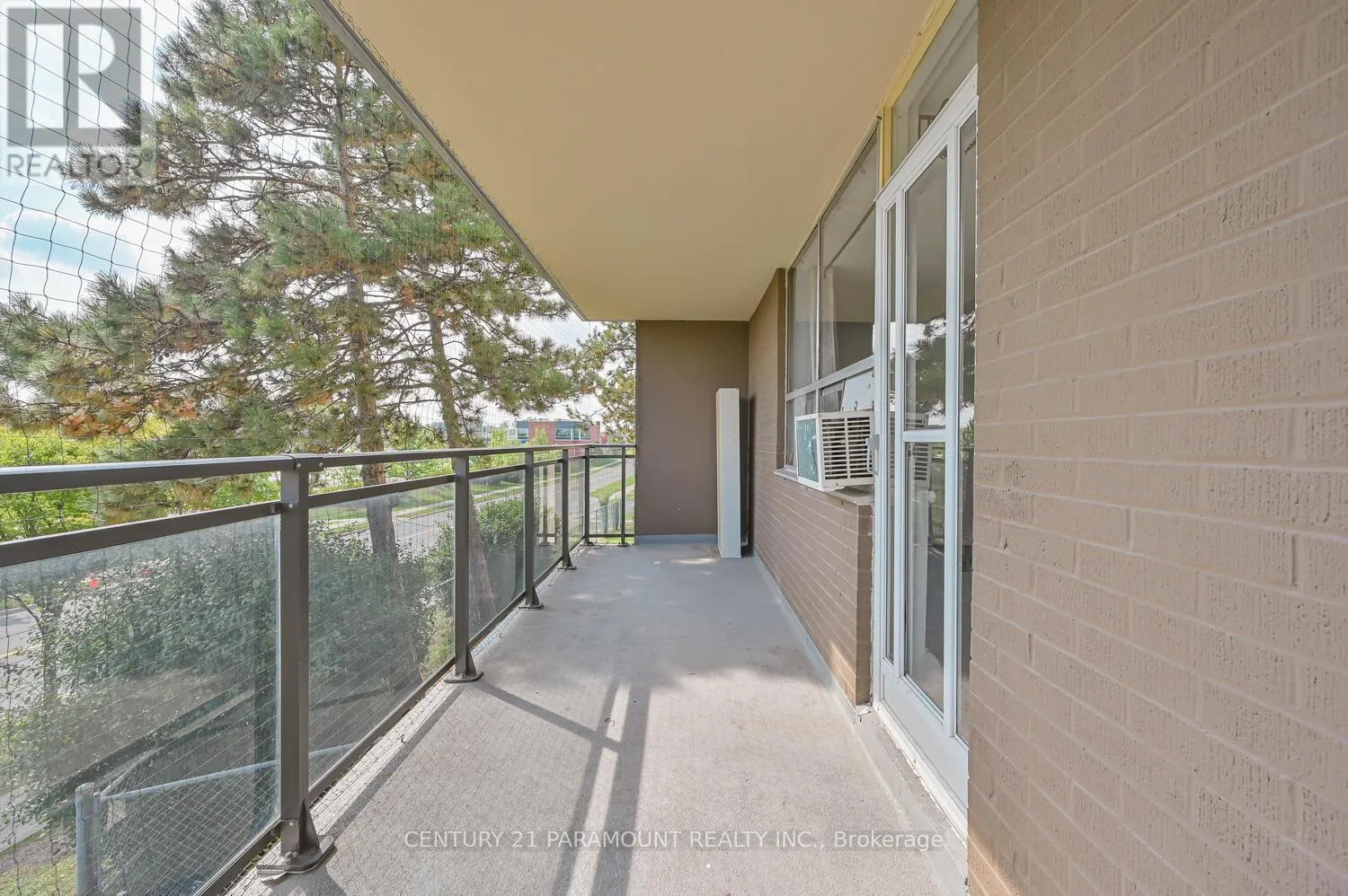 207 - 60 STEVENSON ROAD