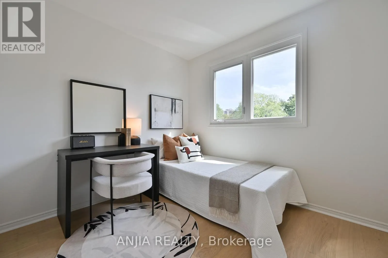 1339 WILLOWBANK TRAIL