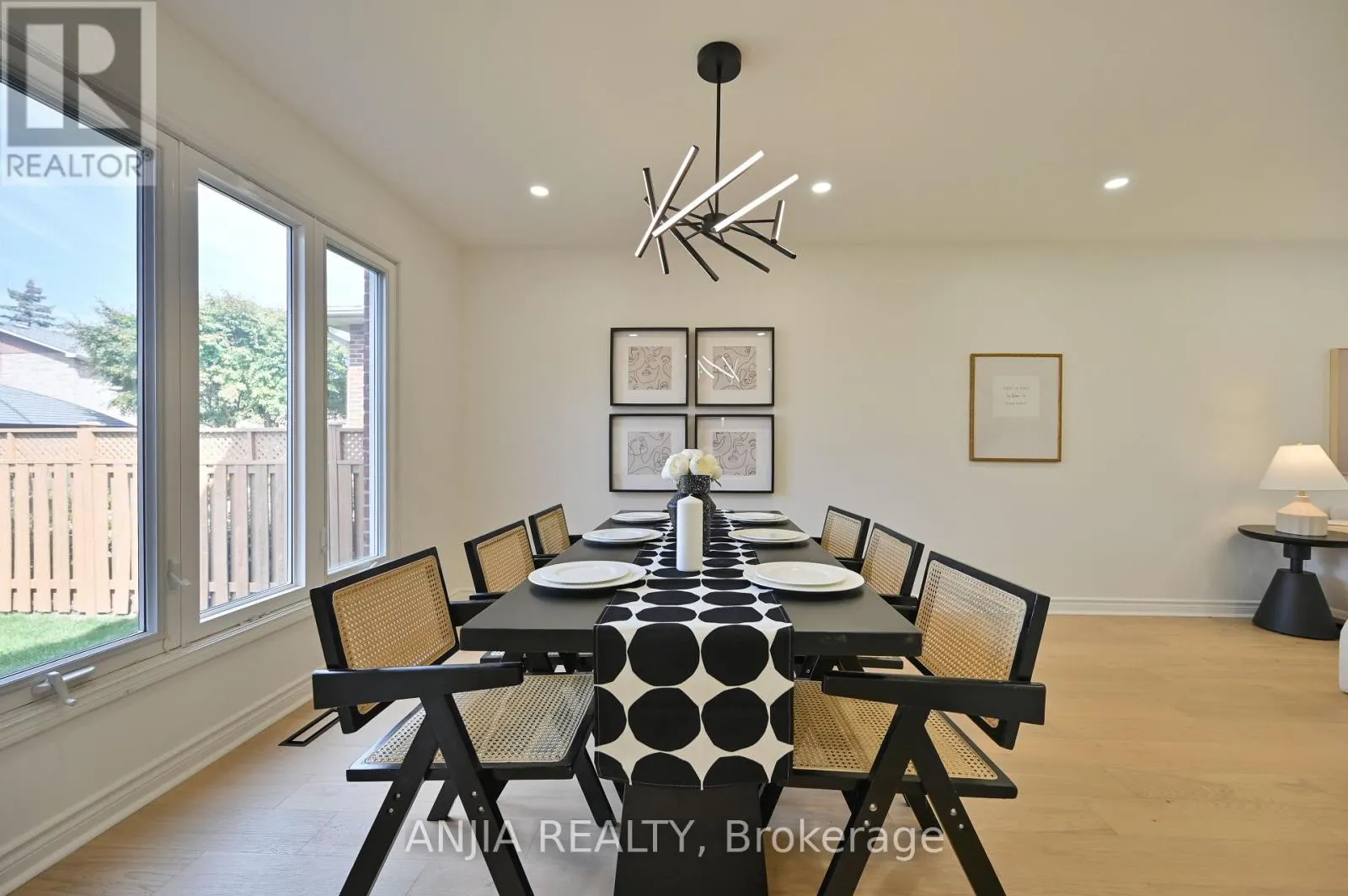 1339 WILLOWBANK TRAIL