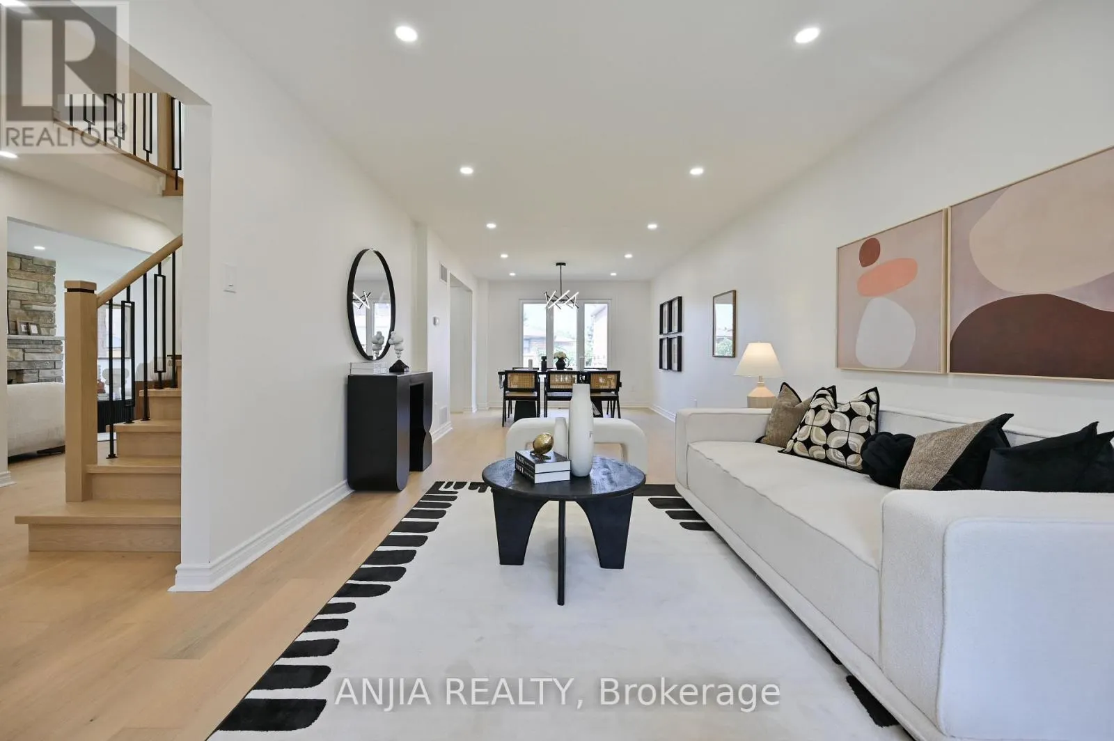 1339 WILLOWBANK TRAIL