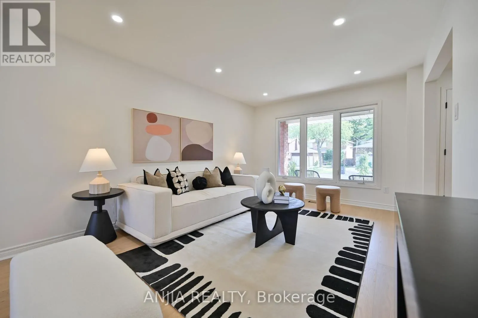 1339 WILLOWBANK TRAIL