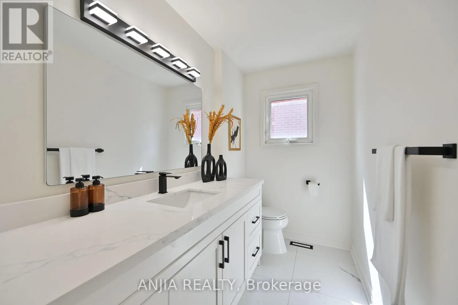 1339 WILLOWBANK TRAIL