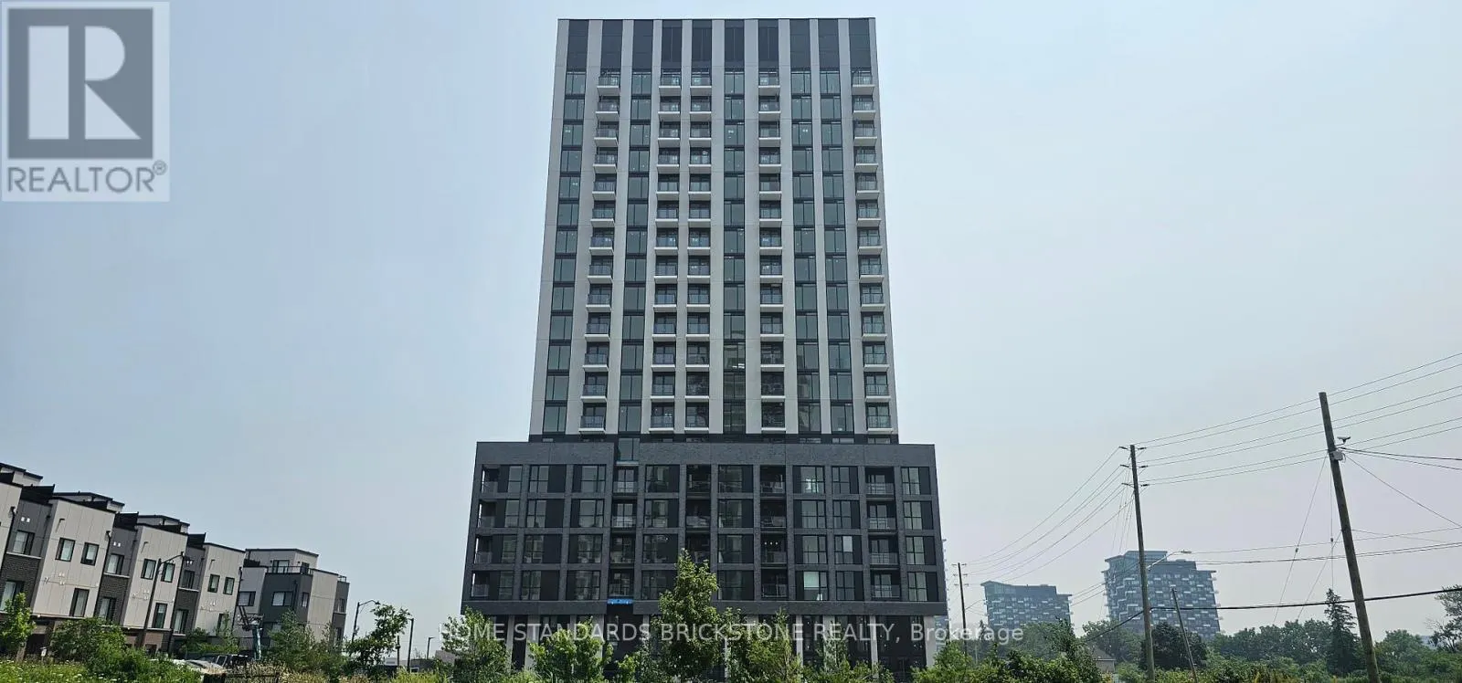 304 - 3079 TRAFALGAR ROAD