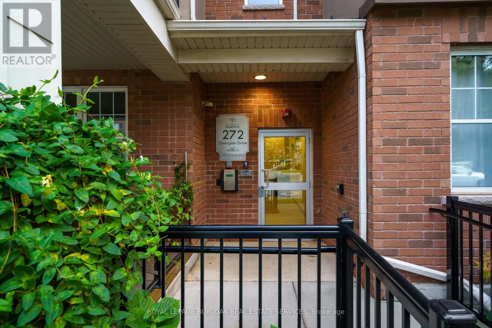 306 - 272 GEORGIAN DRIVE
