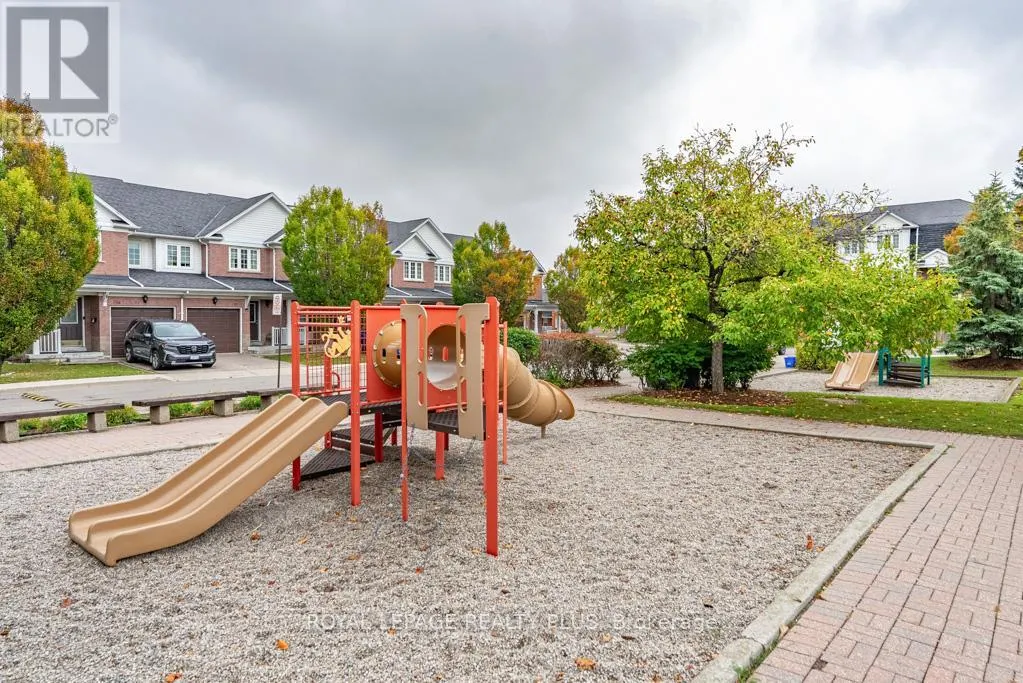 69 - 6830 MEADOWVALE TOWN CENTRE