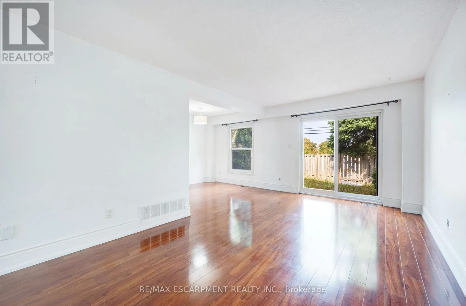 31 - 3430 BRANDON GATE DRIVE