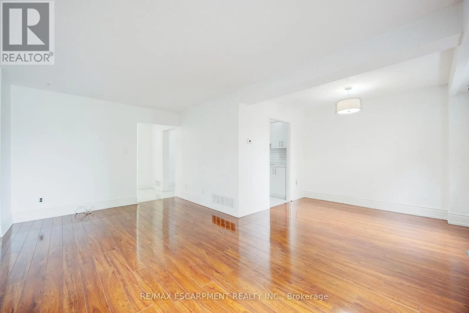 31 - 3430 BRANDON GATE DRIVE