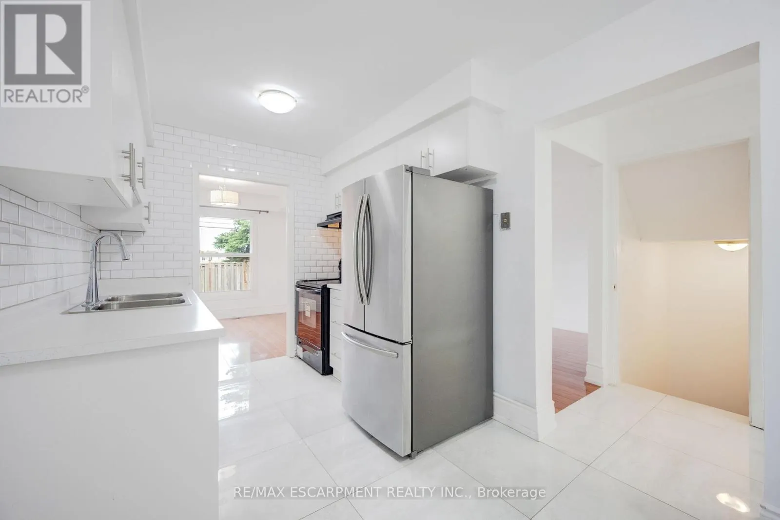 31 - 3430 BRANDON GATE DRIVE
