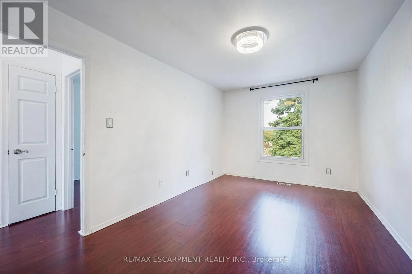 31 - 3430 BRANDON GATE DRIVE