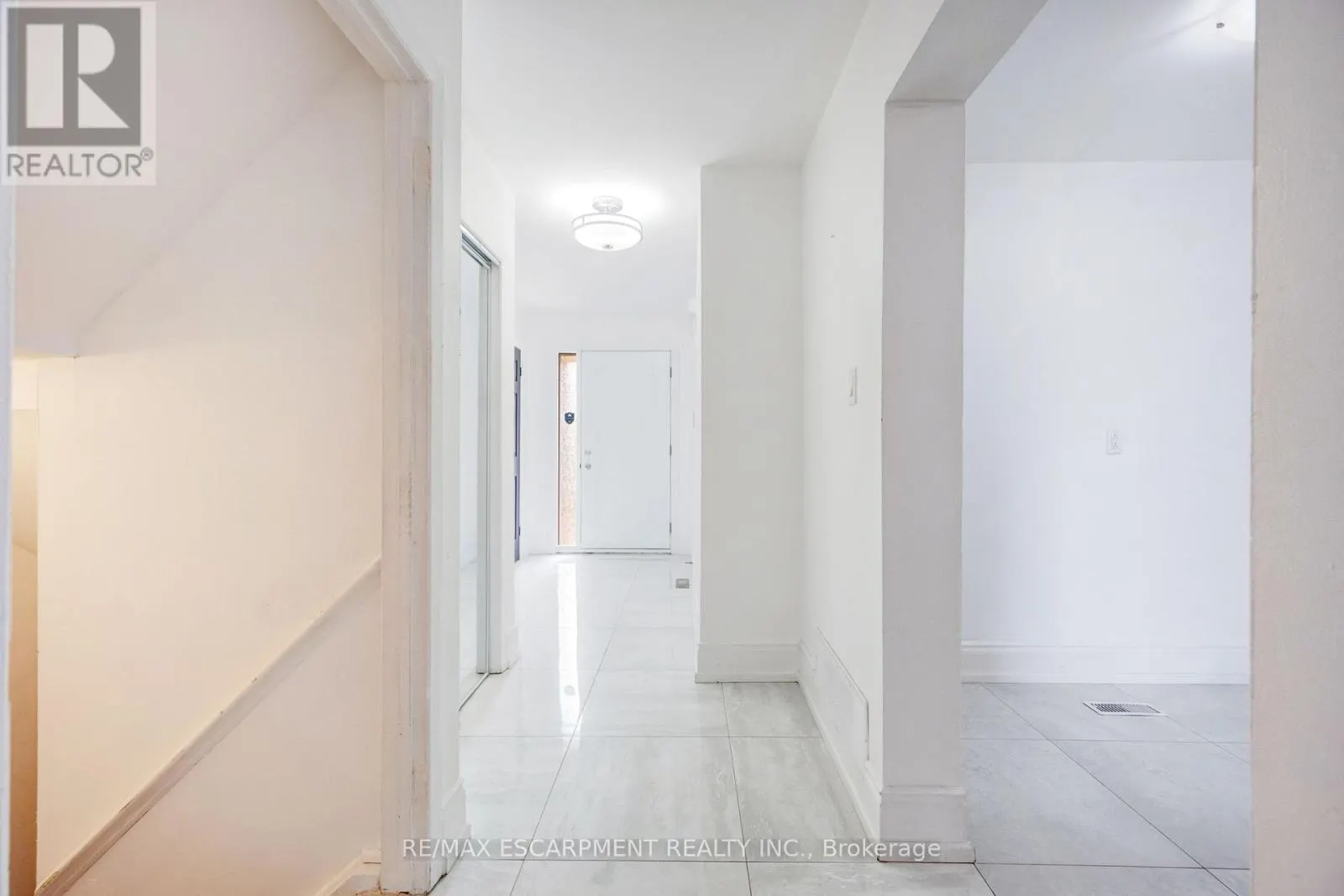 31 - 3430 BRANDON GATE DRIVE