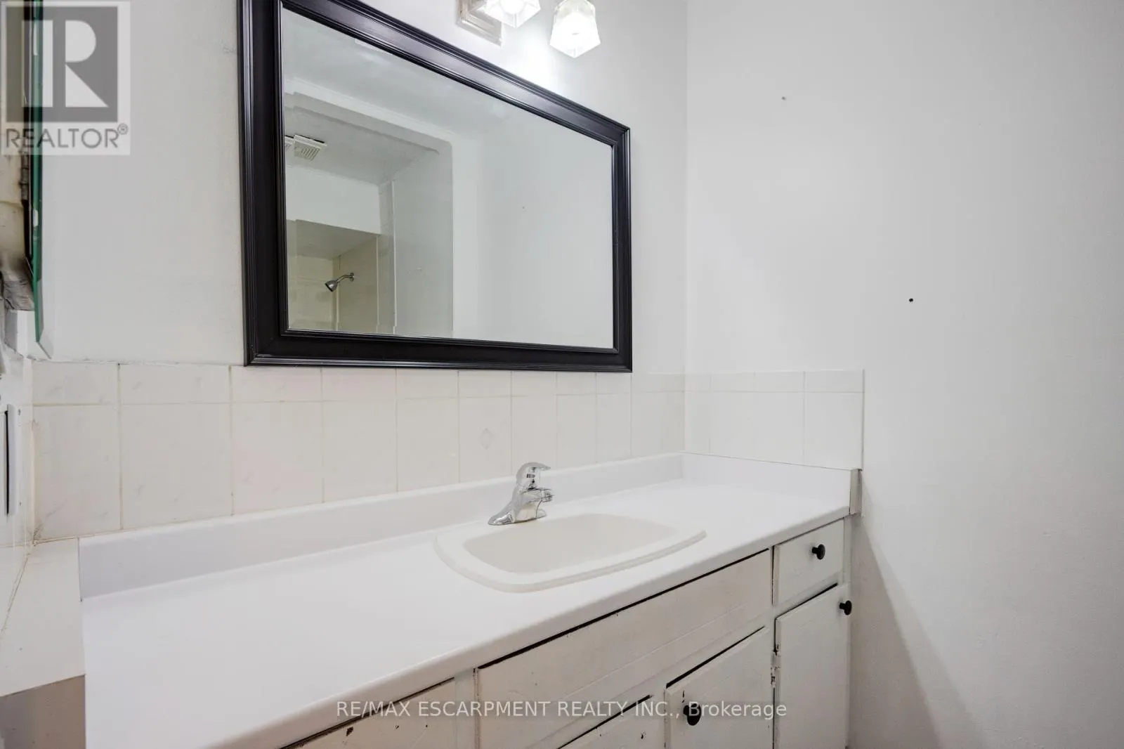 31 - 3430 BRANDON GATE DRIVE