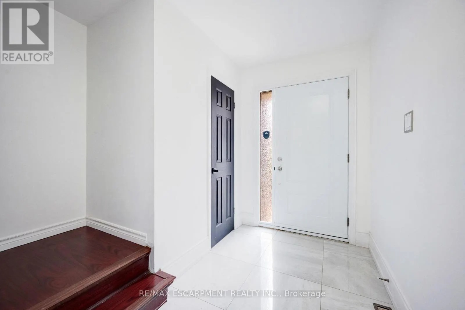 31 - 3430 BRANDON GATE DRIVE