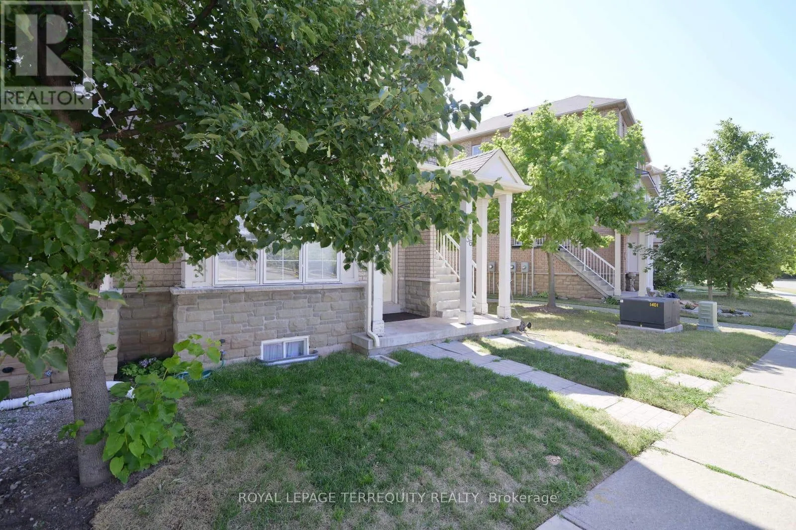 56 - 1489 HERITAGE WAY