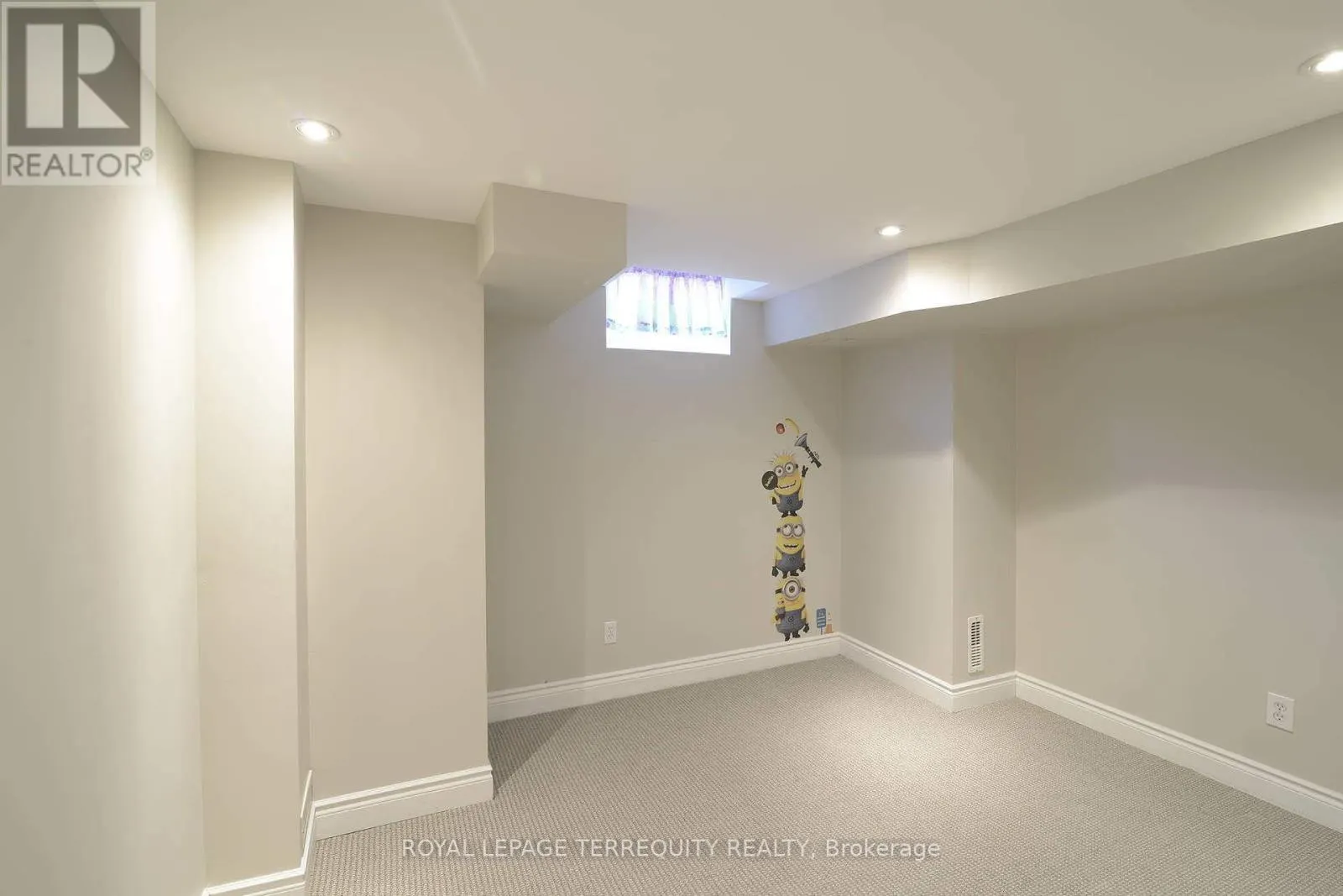 56 - 1489 HERITAGE WAY