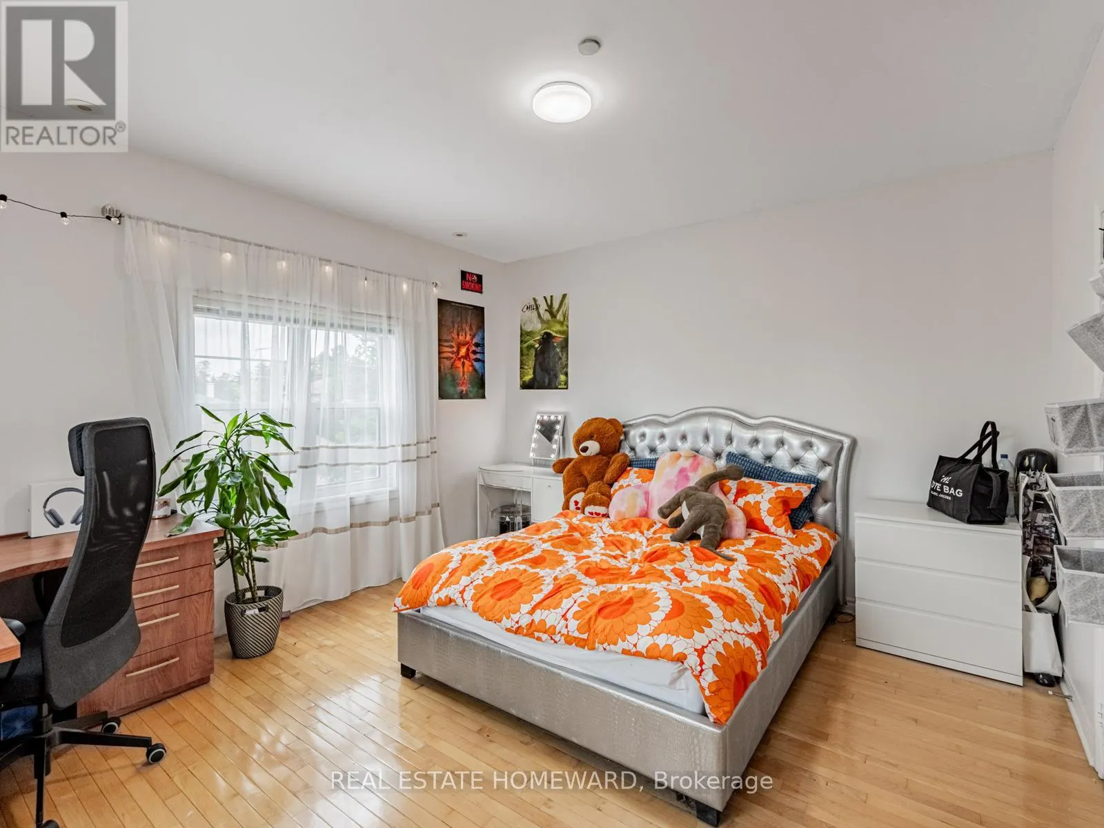 964A THE QUEENSWAY