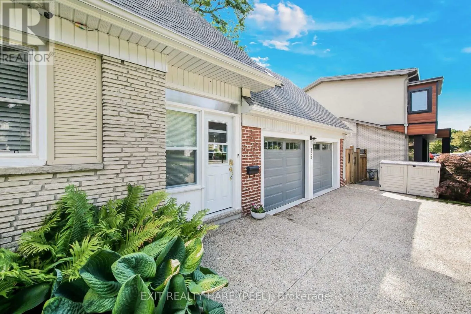 35 RIDGEHILL DRIVE