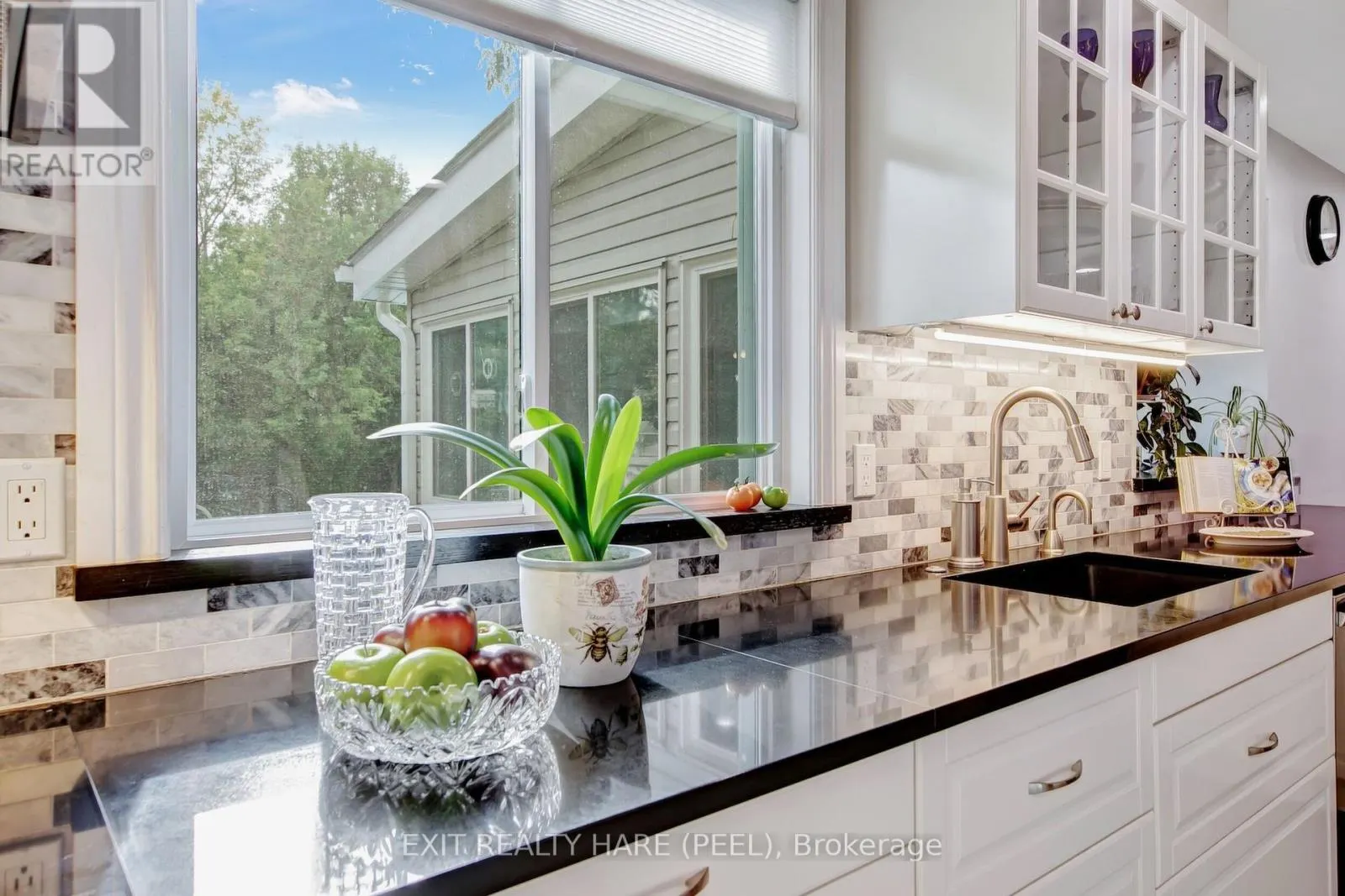 35 RIDGEHILL DRIVE
