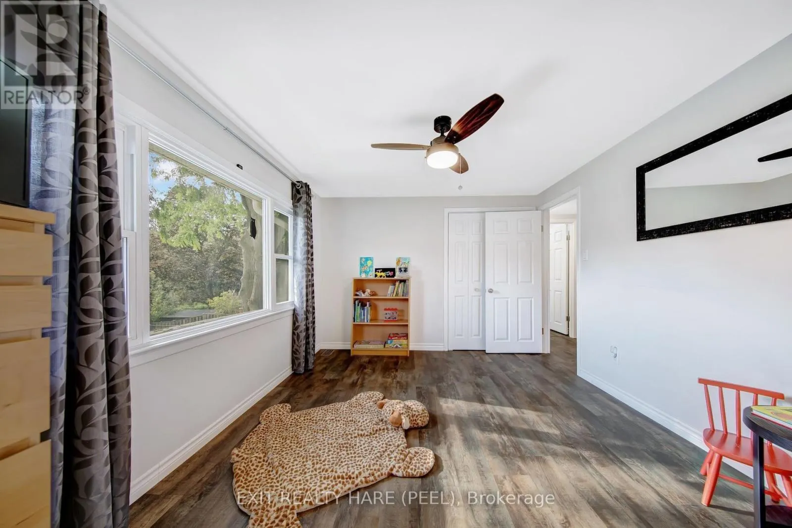 35 RIDGEHILL DRIVE